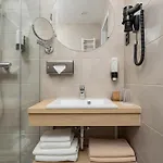Szálloda Hunguest Flóra 4*