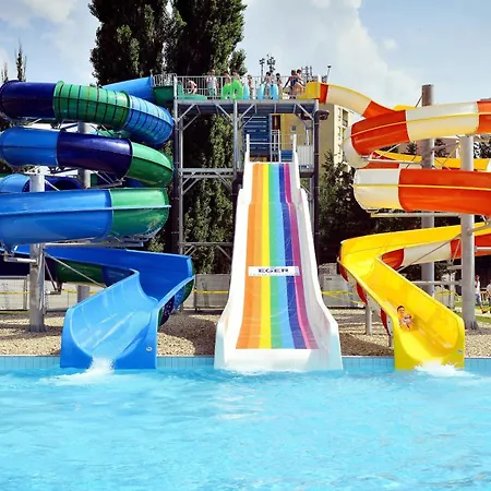 Hunguest Flora Hotel