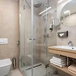 Hunguest Flora فندق