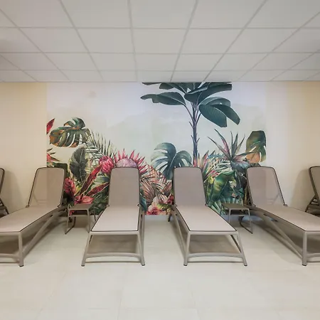 Hunguest Flora Отель 4*